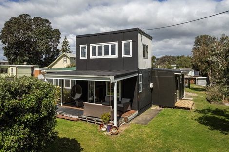 Photo of property in 5 Waiiti Avenue, Waihi Beach, 3611