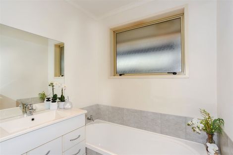 Photo of property in 34 Valley Road, Pukekohe, 2120