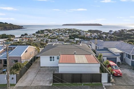 Photo of property in 27 Herewini Street, Titahi Bay, Porirua, 5022