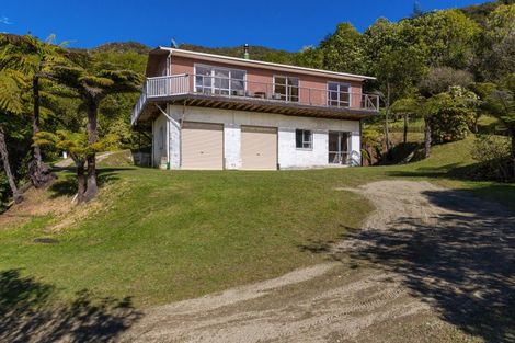 Photo of property in 240 Moetapu Bay Road, Moetapu Bay, Linkwater, 7282