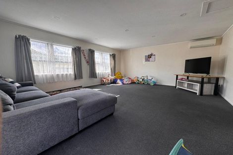 Photo of property in 1/26 Plunket Avenue, Papatoetoe, Auckland, 2104