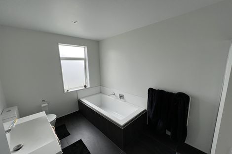 Photo of property in 17 Sunview Street, Silverdale, 0932