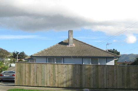 Photo of property in 38 Aberfeldy Street, Cannons Creek, Porirua, 5024