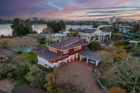 Photo of property in 144 Lake Crescent, Hamilton Lake, Hamilton, 3204