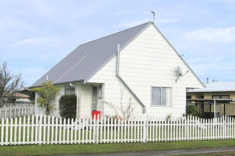 Photo of property in 1 Brightwell Place, Nawton, Hamilton, 3200