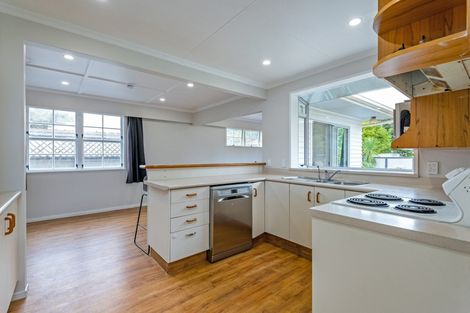 Photo of property in 36 Pinedale Parade, Milson, Palmerston North, 4414