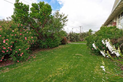 Photo of property in 9 Alma Street, Dannevirke, 4930