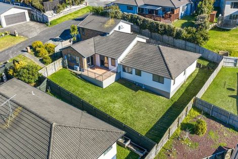 Photo of property in 100 George Deane Place, Greenhithe, Auckland, 0632