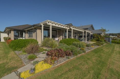 Photo of property in 14 Motukorure Parade, Cooks Beach, Whitianga, 3591