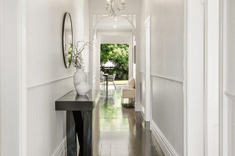 Photo of property in 154 Hinemoa Street, Birkenhead, Auckland, 0626