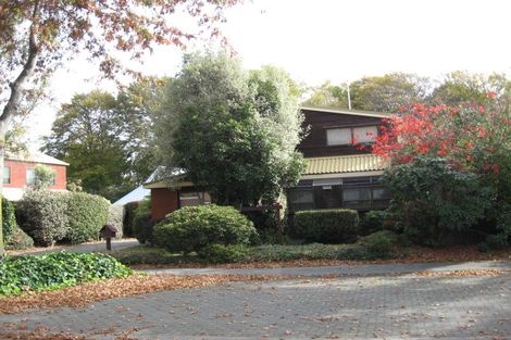 Photo of property in 8 Ludecke Place, Sockburn, Christchurch, 8042