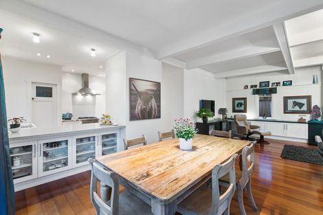 Photo of property in 3 Macky Avenue, Devonport, Auckland, 0624