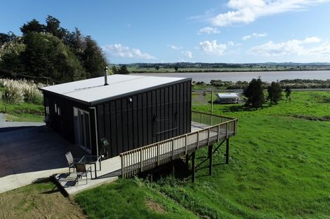 Photo of property in 17 Tokatoka Road, Ruawai, 0592