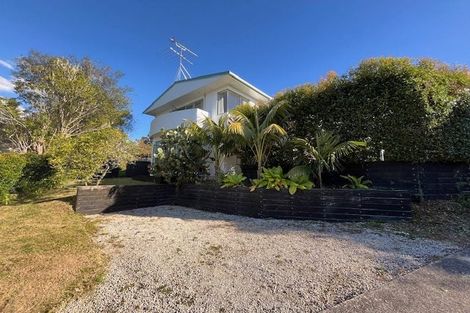 Photo of property in 15 Hague Place, Birkenhead, Auckland, 0626