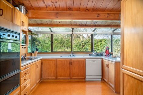 Photo of property in 4 Kathleen Place, Rainbow Point, Taupo, 3330