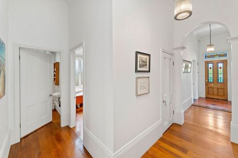 Photo of property in 275 Rutherford Street, Nelson South, Nelson, 7010