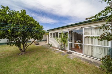 Photo of property in 31 James Foley Avenue, Pirimai, Napier, 4112