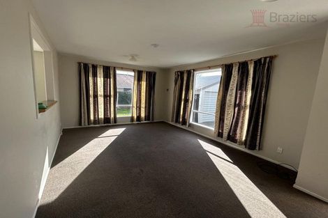Photo of property in 1/18 Inwoods Road, Parklands, Christchurch, 8083