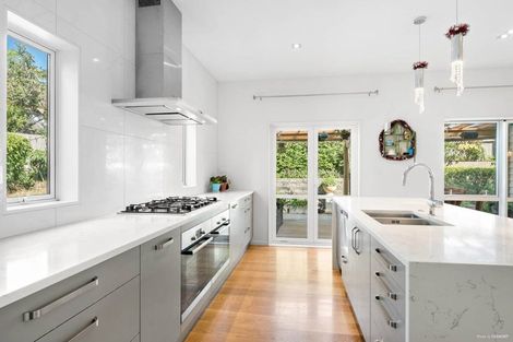 Photo of property in 309a Lake Road, Hauraki, Auckland, 0622