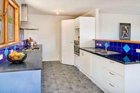 Photo of property in 198 Sievers Grove, Cannons Creek, Porirua, 5024