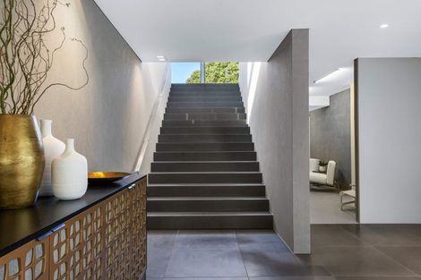 Photo of property in 76 Cliff Road, Torbay, Auckland, 0630