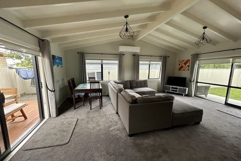 Photo of property in 2/832 Cook Place, Raureka, Hastings, 4120