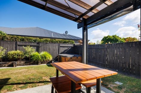 Photo of property in 9 Lorenzo Place, Kelvin Grove, Palmerston North, 4414