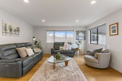 Photo of property in 142b Bucklands Beach Road, Bucklands Beach, Auckland, 2012