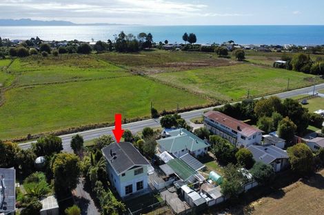 Photo of property in 682 Abel Tasman Drive, Clifton, Takaka, 7183