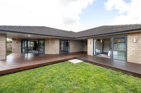 Photo of property in 33 Aquila Crescent, Rototuna North, Hamilton, 3210