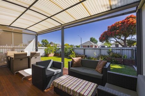 Photo of property in 61 Williams Street, Marewa, Napier, 4110