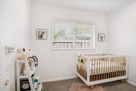 Photo of property in 109 Rushgreen Avenue, Pahurehure, Papakura, 2113