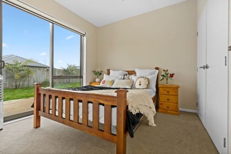 Photo of property in 5 Te Aramanu Crescent, Papakura, 2110