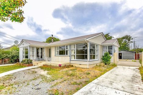 Photo of property in 12 Rowan Avenue, Aranui, Christchurch, 8061