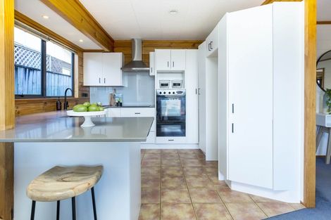 Photo of property in 3 Sunnyview Drive, Brown Owl, Upper Hutt, 5018