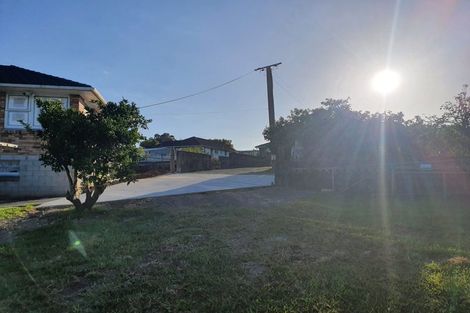 Photo of property in 33a Woodglen Road, Glen Eden, Auckland, 0602