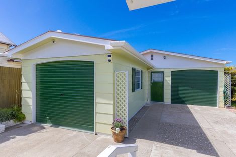 Photo of property in 82 Mclauchlan Street, Springlands, Blenheim, 7201