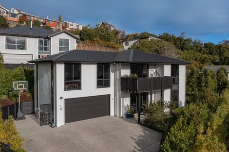 Photo of property in 29 Brugh Place, Andersons Bay, Dunedin, 9013