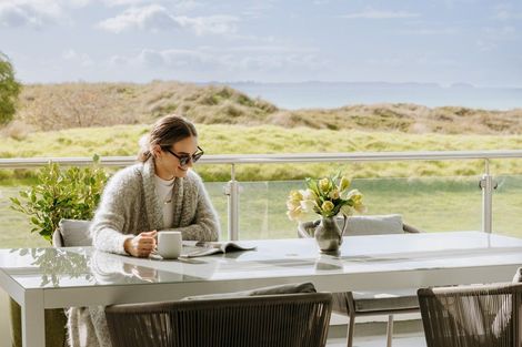 Photo of property in 820a Papamoa Beach Road, Papamoa Beach, Papamoa, 3118