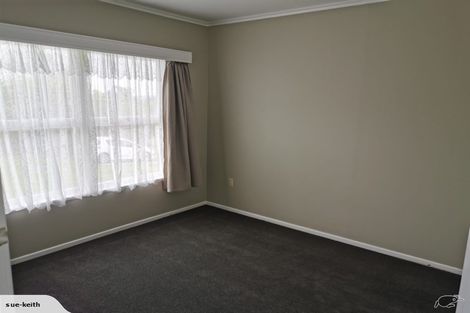 Photo of property in 2/27 Holland Road, Hillcrest, Auckland, 0627