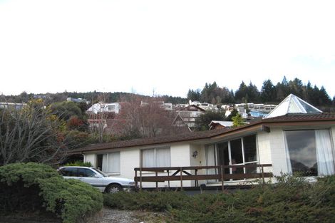 Photo of property in 2a Earnslaw Terrace, Queenstown, 9300