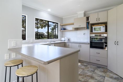 Photo of property in 3 Brackenburn Drive, Ohauiti, Tauranga, 3112