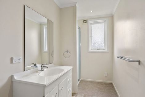 Photo of property in 96 Edinburgh Street, Pukekohe, 2120