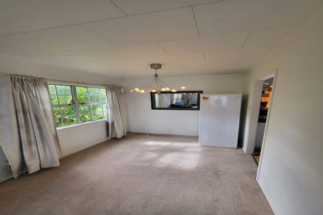 Photo of property in 7 Palmetto Place, Goodwood Heights, Auckland, 2105