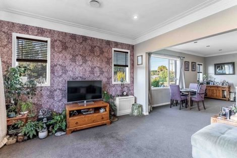Photo of property in 1 Queen Street, Otautau, 9610