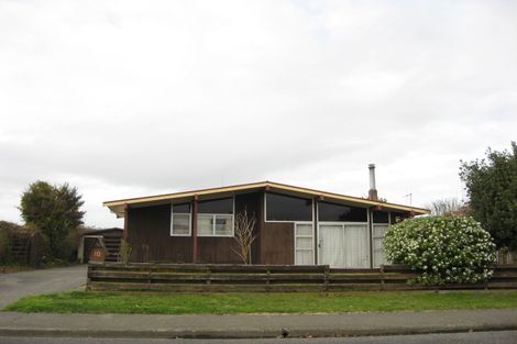 Photo of property in 10 Walton Place, Flaxmere, Hastings, 4120