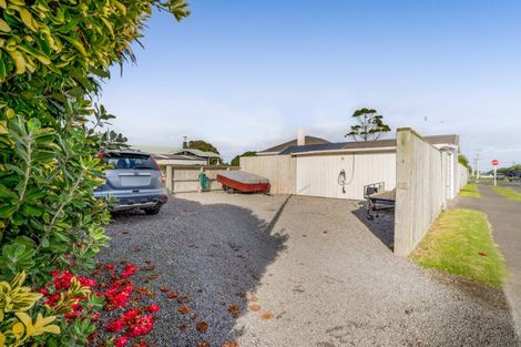 Photo of property in 147 Tasman Street, Opunake, 4616