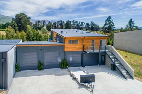 Photo of property in 20 Silverstone Drive, Cromwell, 9384