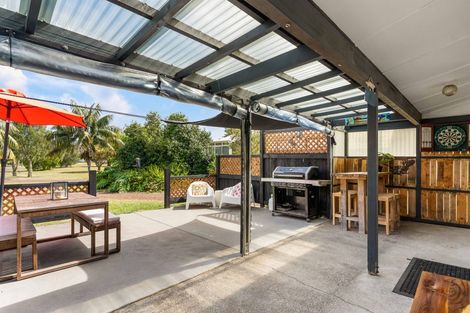 Photo of property in 15 Pitkethley Circle, Pauanui, Hikuai, 3579