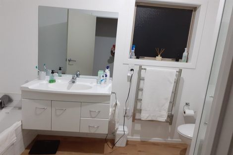 Photo of property in 33/64 Kawaha Point Road, Kawaha Point, Rotorua, 3010